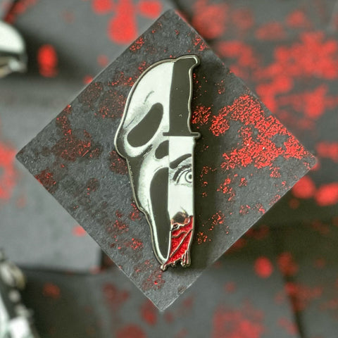 So 90'S Killer Ghost-Glitter Enamel Pin